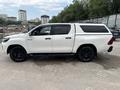 Toyota Hilux 2018 года за 14 000 000 тг. в Алматы – фото 2