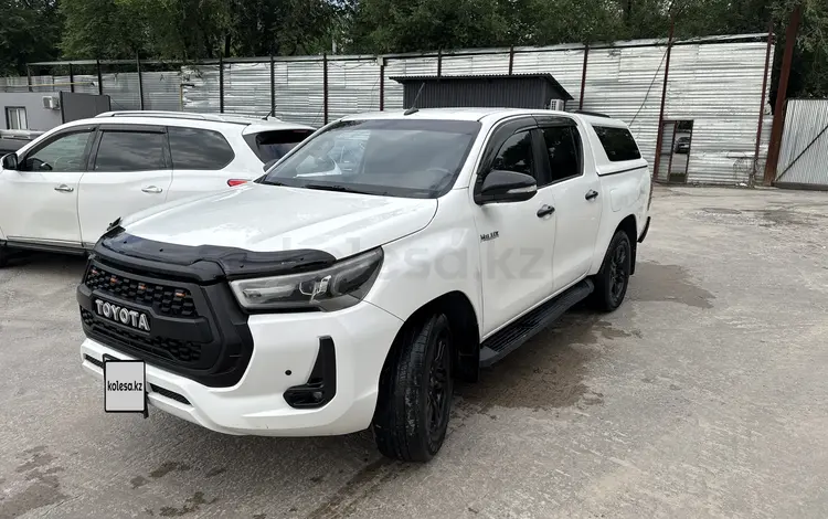 Toyota Hilux 2018 года за 14 000 000 тг. в Алматы