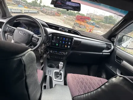 Toyota Hilux 2018 года за 14 000 000 тг. в Алматы – фото 10