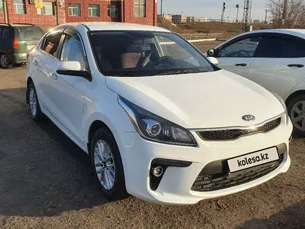 Kia Rio 2019 года за 8 500 000 тг. в Семей