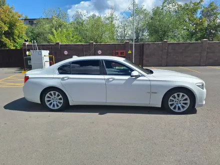 BMW 750 2009 года за 9 000 000 тг. в Астана – фото 5