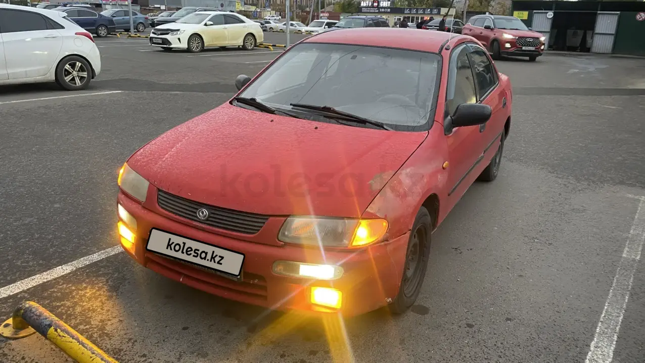 Mazda 323, 1995