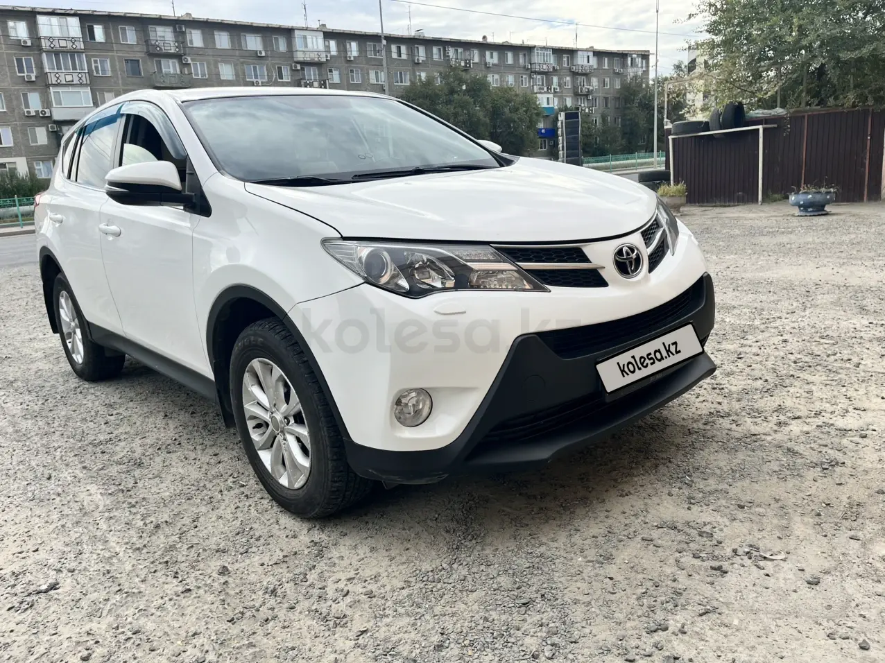 Toyota RAV4, 2013