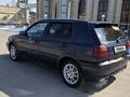 Volkswagen Golf 1995 года за 1 250 000 тг. в Алматы – фото 2