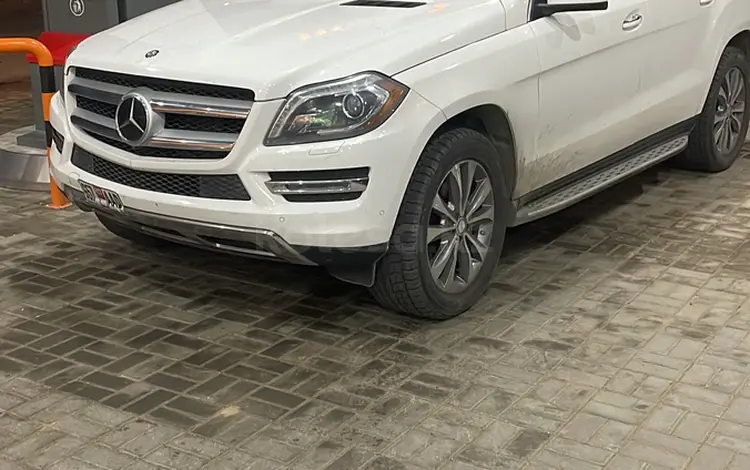 Mercedes-Benz GL 450 2015 года за 14 000 000 тг. в Астана