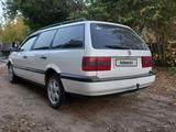 Volkswagen Passat 1994 годаүшін2 500 000 тг. в Уральск – фото 2