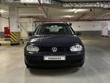 Volkswagen Golf 2002 годаүшін2 500 000 тг. в Алматы