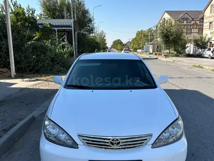 Toyota Camry 2005 года за 3 600 000 тг. в Шымкент – фото 3