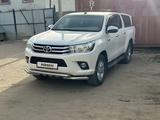 Toyota Hilux 2017 года за 17 000 000 тг. в Актобе – фото 4