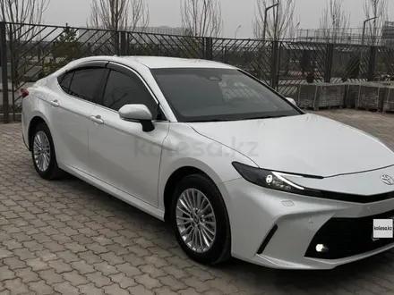 Toyota Camry 2025 года за 18 200 000 тг. в Актау – фото 2