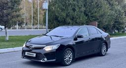 Toyota Camry 2017 года за 11 200 000 тг. в Шымкент