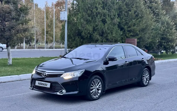 Toyota Camry 2017 года за 11 200 000 тг. в Шымкент