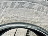 1 шина Bridgestone 285/65/17 за 79 990 тг. в Астана – фото 5