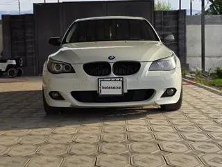 BMW 528