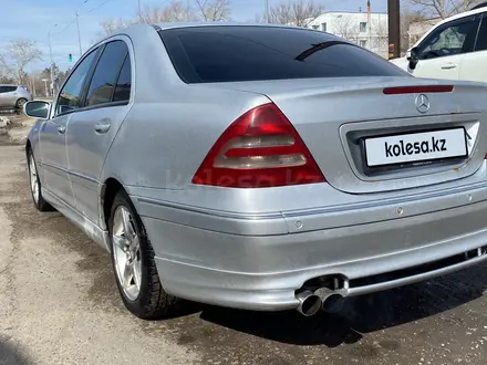 Mercedes-Benz C 240 2003 года за 3 000 000 тг. в Павлодар – фото 3