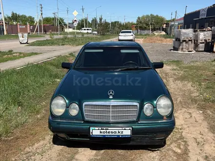 Mercedes-Benz E 230 1995 года за 1 400 000 тг. в Астана