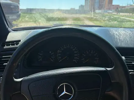 Mercedes-Benz E 230 1995 года за 1 400 000 тг. в Астана – фото 5