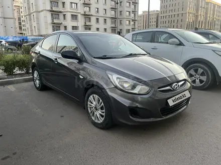 Hyundai Accent 2014 года за 4 500 000 тг. в Астана – фото 2