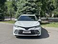 Toyota Camry 2019 года за 14 300 000 тг. в Тараз – фото 2