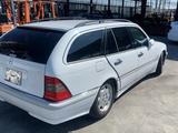 Дверь Mercedes-Benz C-CLASS W202 Универсал за 40 000 тг. в Астана
