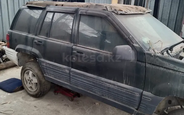 Jeep Grand Cherokee 1993 года за 620 000 тг. в Алматы