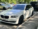 BMW 520 2013 года за 7 500 000 тг. в Алматы – фото 2