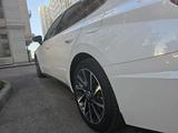 Hyundai Sonata 2022 года за 12 400 000 тг. в Шымкент – фото 4