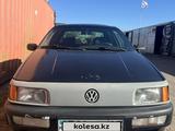 Volkswagen Passat 1991 годаfor1 000 000 тг. в Астана