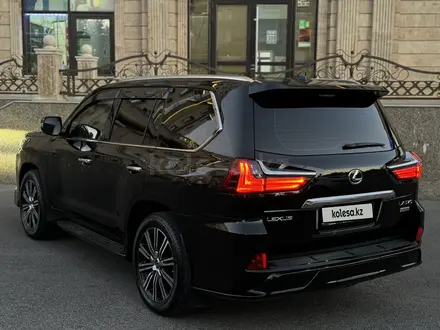 Lexus LX 570 2018 года за 42 500 000 тг. в Алматы – фото 4