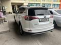 Toyota RAV4 2018 года за 14 000 000 тг. в Шымкент – фото 2