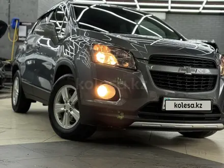 Chevrolet Tracker 2015 года за 6 200 000 тг. в Астана – фото 2