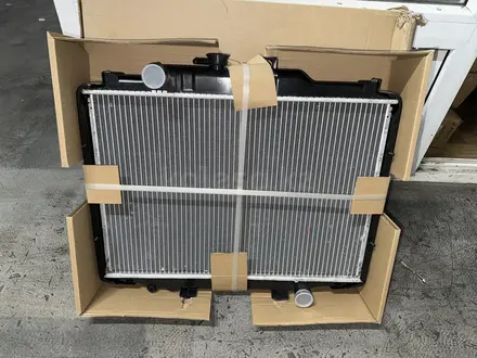 Радиатор охлаждения на Mitsubishi Delica, L300 за 20 000 тг. в Алматы