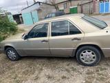 Mercedes-Benz E 230 1991 года за 700 000 тг. в Тараз – фото 2