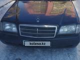 Mercedes-Benz C 180 1994 годаfor1 300 000 тг. в Семей – фото 5