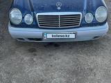 Mercedes-Benz E 280 1996 года за 1 900 000 тг. в Макинск