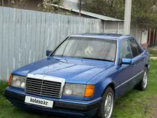 Mercedes-Benz E-Class, 1993
