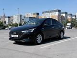 Hyundai Accent 2020 года за 7 200 000 тг. в Астана – фото 3