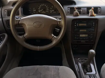 Toyota Camry 1999 года за 4 500 000 тг. в Алматы – фото 22