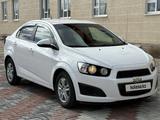 Chevrolet Aveo 2015 годаүшін4 700 000 тг. в Уральск – фото 2