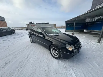 Mercedes-Benz C 240 2002 года за 2 600 000 тг. в Караганда