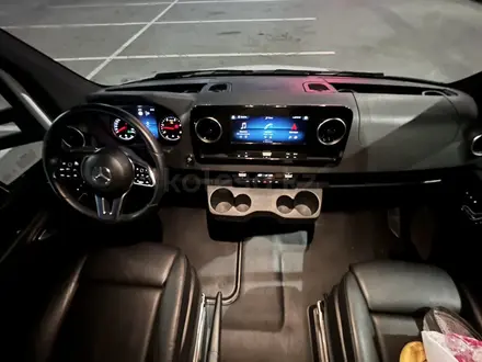 Mercedes-Benz Sprinter 2019 года за 28 000 000 тг. в Алматы – фото 2