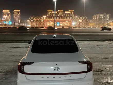 Hyundai Sonata 2020 года за 12 700 000 тг. в Астана – фото 4