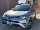 Toyota RAV4 2017 годаүшін10 250 000 тг. в Актобе