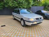 Volkswagen Passat 1995 годаүшін2 600 000 тг. в Шымкент – фото 4