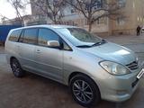 Toyota Innova 2009 года за 7 500 000 тг. в Актау – фото 2