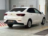 Chevrolet Onix Premier 2 2023 года за 5 290 000 тг. в Алматы – фото 4