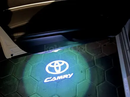 Toyota Camry 2020 года за 13 300 000 тг. в Семей – фото 34