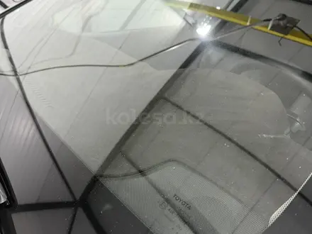 Toyota Camry 2020 года за 13 300 000 тг. в Семей – фото 35