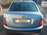 Skoda Fabia 2002 года за 1 500 000 тг. в Астана – фото 2