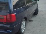 Volkswagen Sharan 2001 годаүшін5 200 000 тг. в Рудный – фото 4